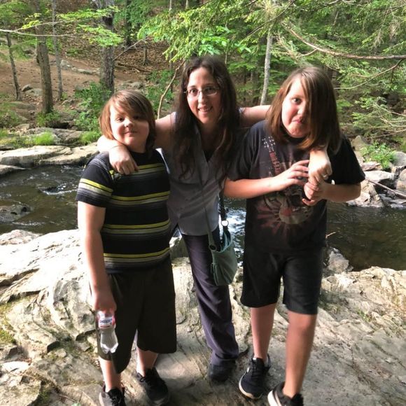 Meet your Posher, Tracy - Picture 1 of 1